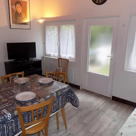 Maison Meschers-sur-gironde, 3 Pieces, 5 Personnes - Fr-1-305c-31 Prázdninový dům